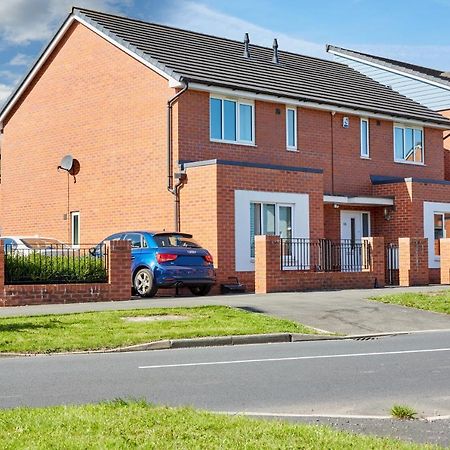 Cosy,Modern And Relaxing 3 Bedroom House With Parking Manchester Exterior foto