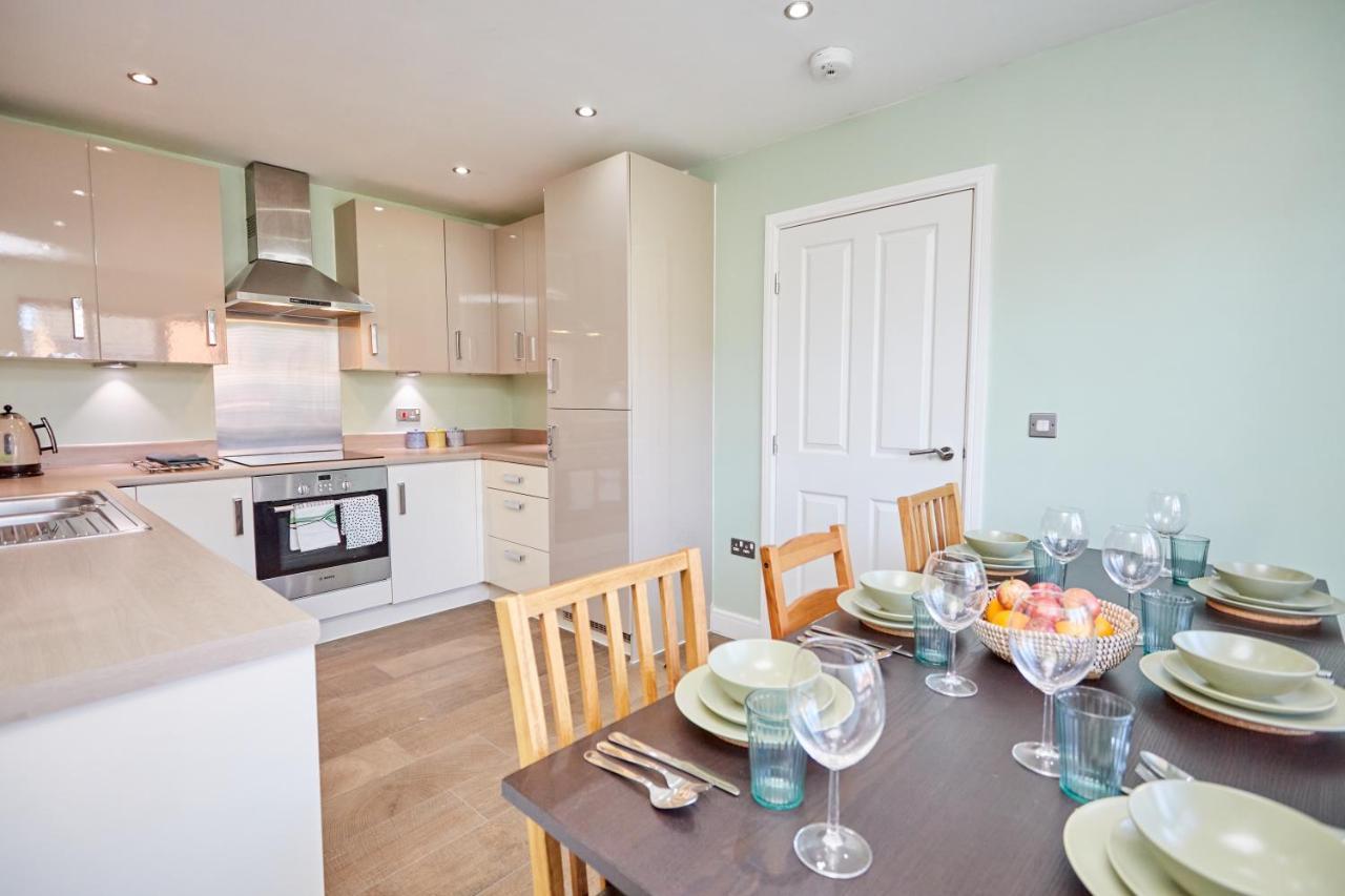 Cosy,Modern And Relaxing 3 Bedroom House With Parking Manchester Exterior foto